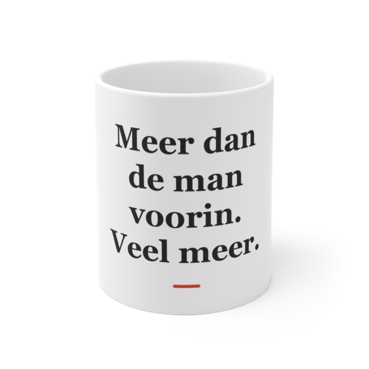 Mok met tekst “Meer dan de man voorin. Veel meer.” — cadeau voor een buschauffeur