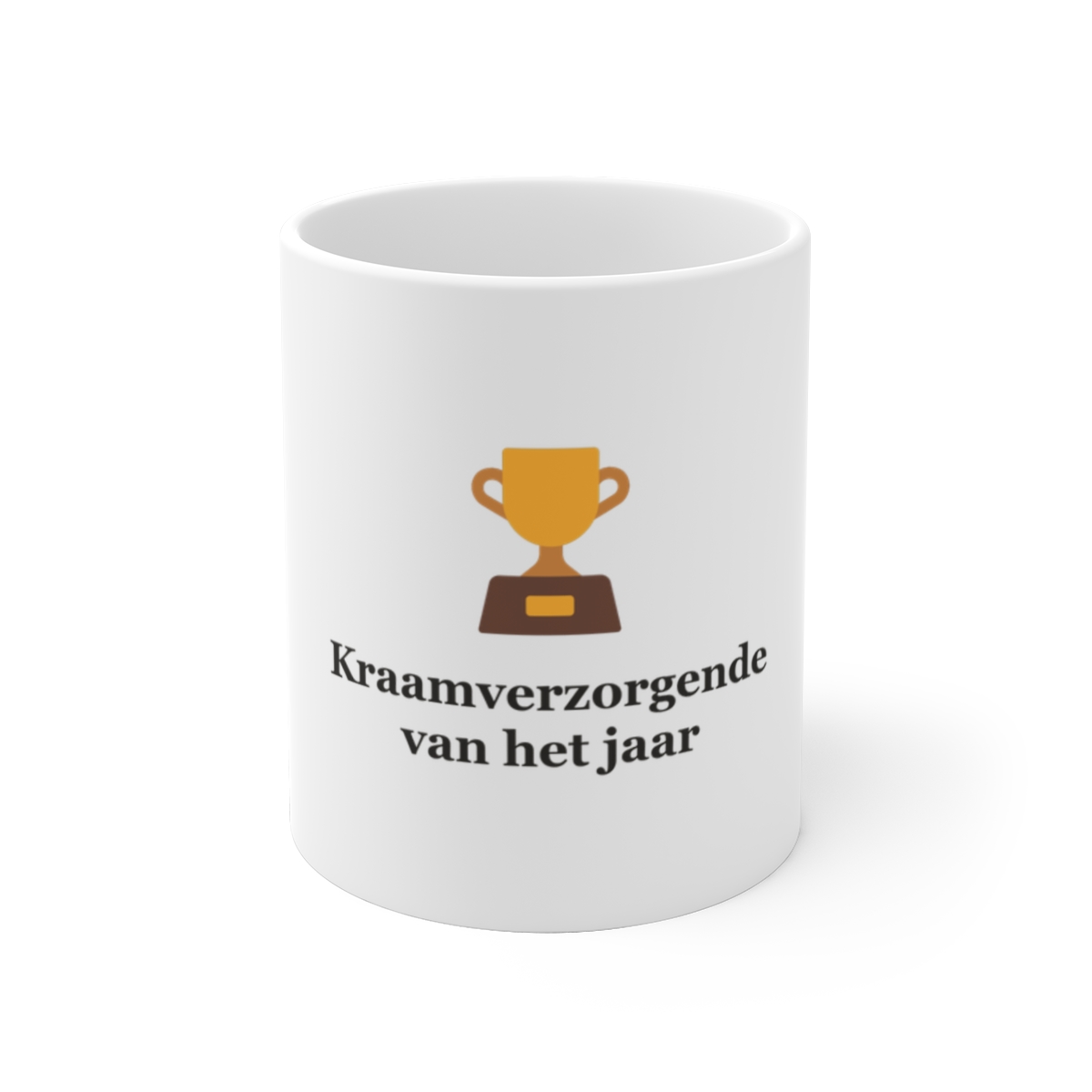 Mok met tekst “Kraamverzorgende van het jaar” — cadeau voor een kraamverzorgende