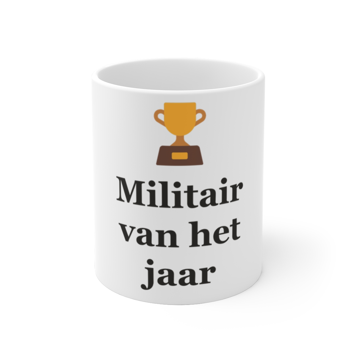 Mok met tekst “Militair van het jaar” — cadeau voor een militair