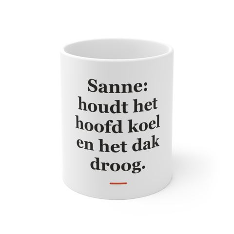 Mok met tekst “Sanne: houdt het hoofd koel en het dak droog.” — cadeau voor een dakdekker