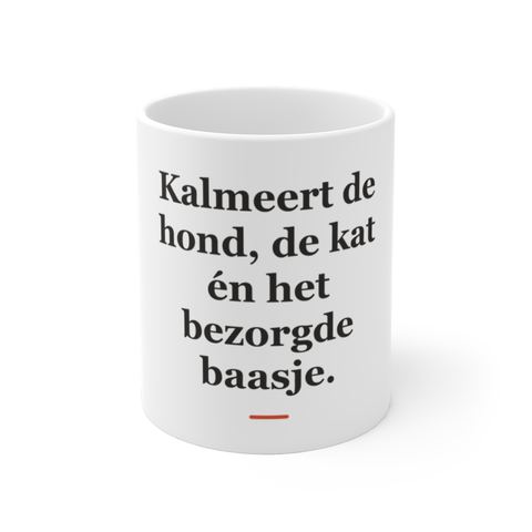 Mok met tekst “Kalmeert de hond, de kat én het bezorgde baasje.” — cadeau voor een dierenarts