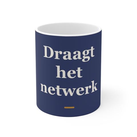 Mok met tekst “Draagt het netwerk” — cadeau voor een ICT'er