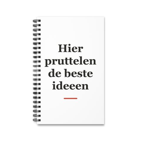 Notitieboek met tekst “Hier pruttelen de beste ideeen” — cadeau voor een kok