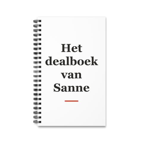 Notitieboek met tekst “Het dealboek van Sanne” — cadeau voor een makelaar