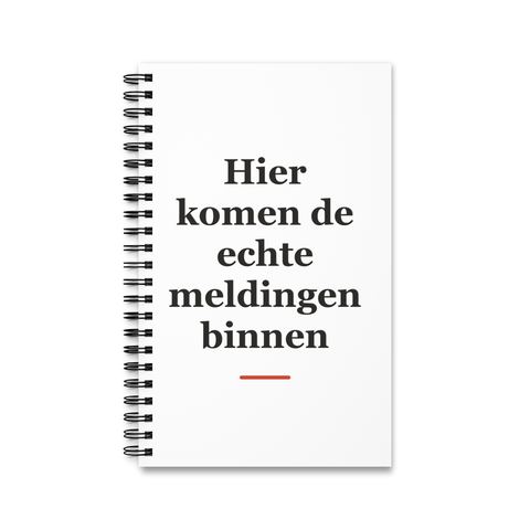 Notitieboek met tekst “Hier komen de echte meldingen binnen” — cadeau voor een politieagent