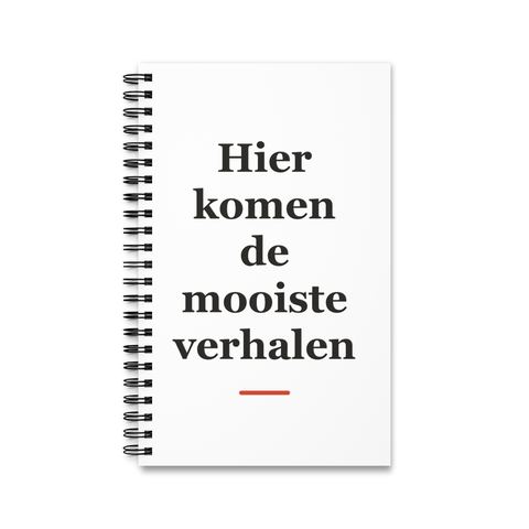 Notitieboek met tekst “Hier komen de mooiste verhalen” — cadeau voor een taxichauffeur